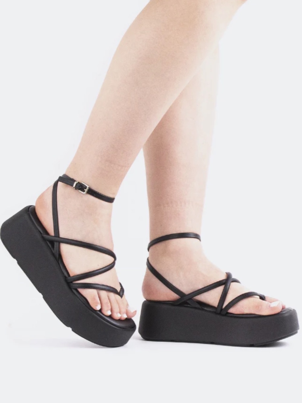 NIB L’intervalle Miel Black Leather
Platform Strappy Sandals Size 38 (7.5-8)